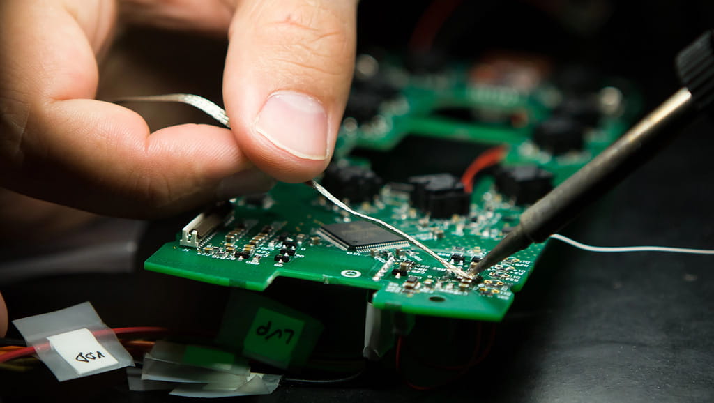 Diagnostics, repair, and maintenance of radio equipment